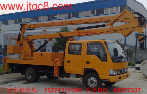 江淮登高車是升降車行業(yè)龍頭企業(yè),重卡才剛剛起步,而國四重卡造假的現(xiàn)象早就存在,并且在國內各地已經成為普遍現(xiàn)象。之所以會出現(xiàn)假國四車,從用戶角度來講,不愿購買國四標準車輛,既有價格較貴