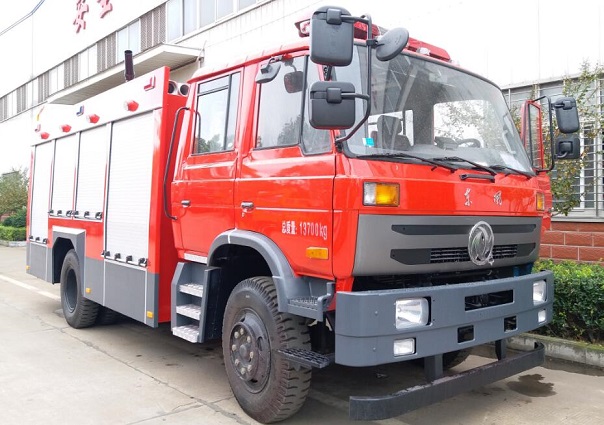 東風(fēng)145型水罐消防車(chē)(5-6T)|東風(fēng)中型水罐消防車(chē)|JDF5140GXFSG50/E型水罐消防車(chē)廠家直銷(xiāo)